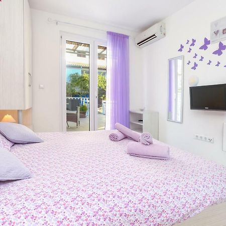 Apartments Nona 1 Хвар Экстерьер фото