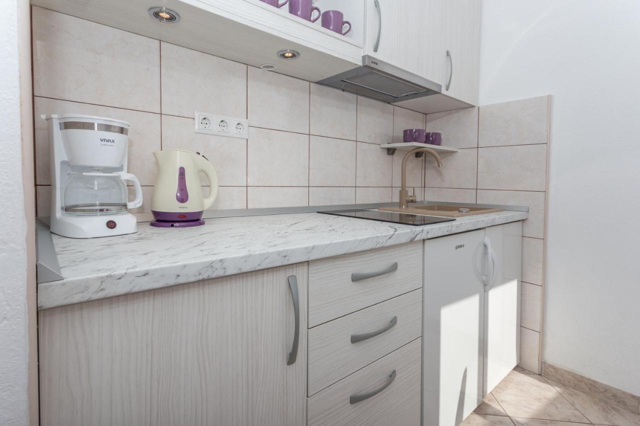 Apartments Nona 1 Хвар Экстерьер фото