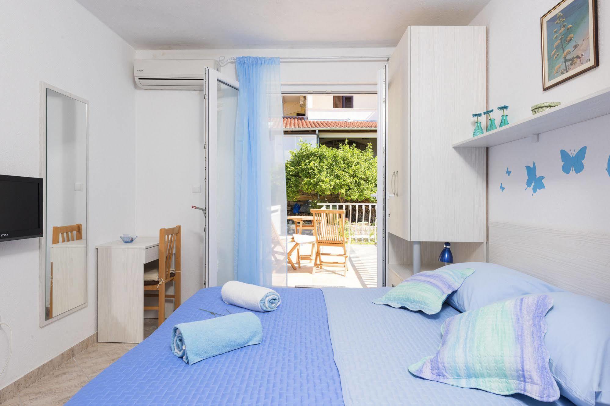 Apartments Nona 1 Хвар Экстерьер фото